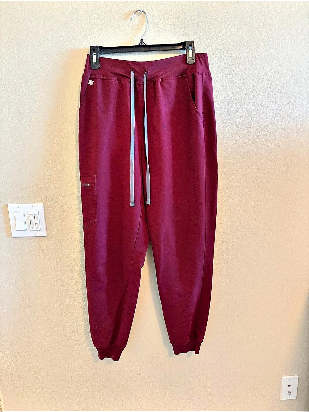 FIGS Zamora Jogger Scrub Pant Burgundy